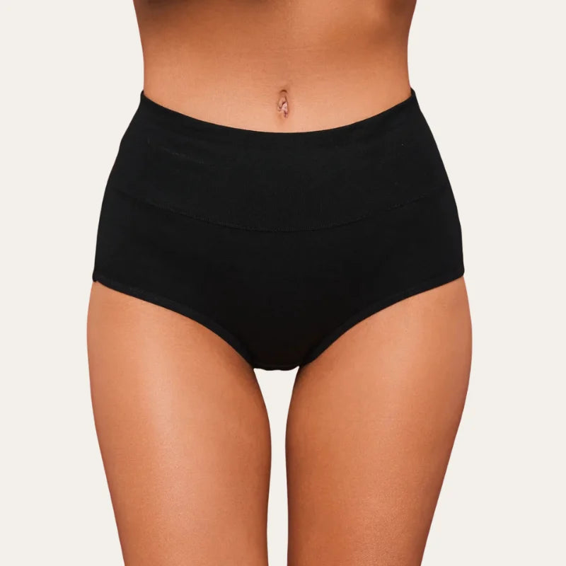 Vista frontal da cueca preta de cintura média – Cuecas Pure Preta Le Liss