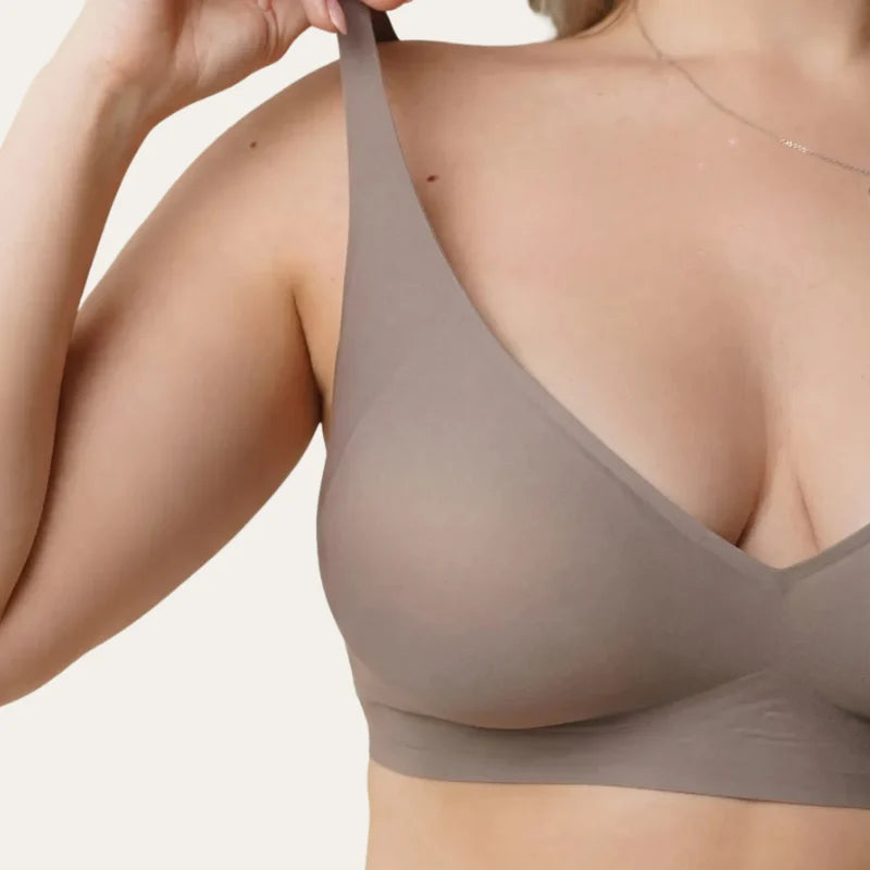 Bralette Noar Le Liss nude sem aros detalhe alça larga e copa com suporte em modelo